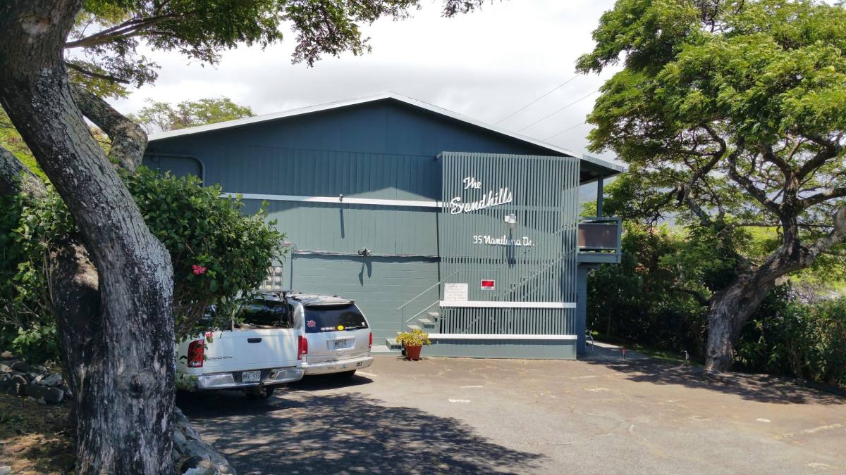 Apartment for rent at 35 Naniluna Place, Wailuku, HI 96793