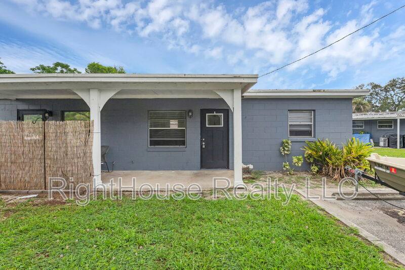Apartment for rent at 1086 Hibiscus Court #28, Tavares, FL 32778