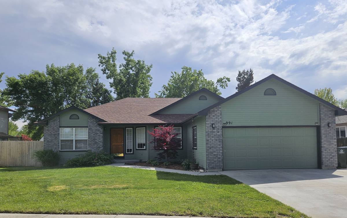 House for rent at 991 W Pennwood, Meridian, ID 83642