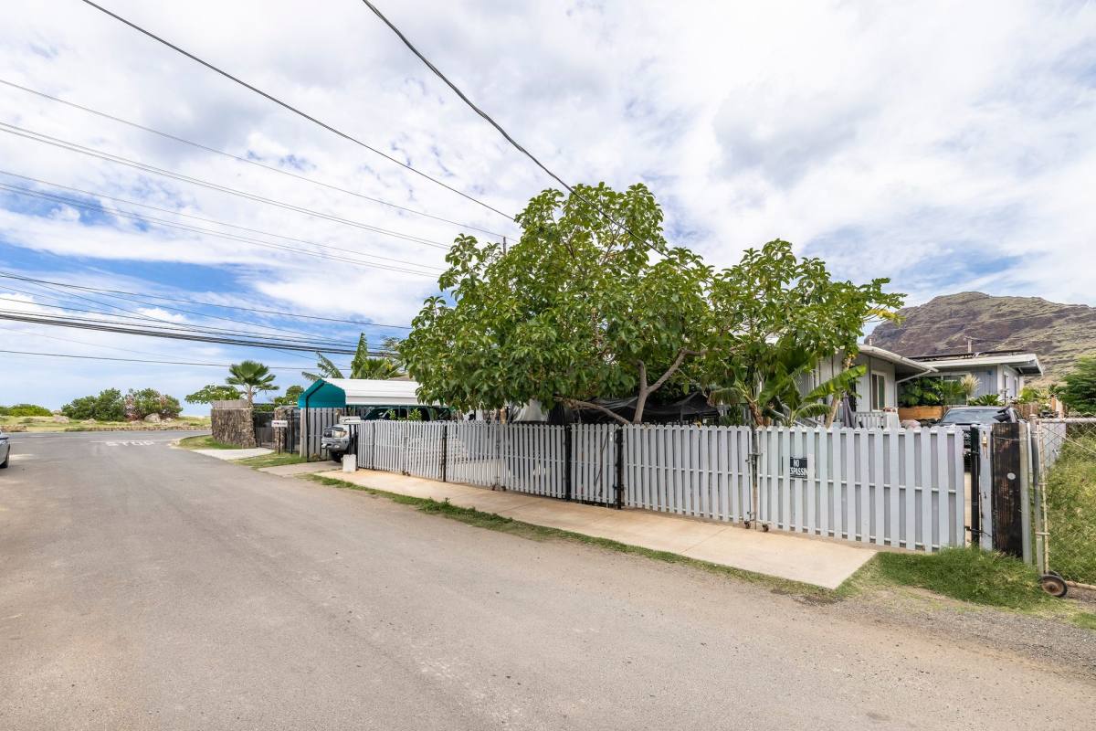 House for rent at 87-1730 Farrington Highway, Waianae, HI 96792
