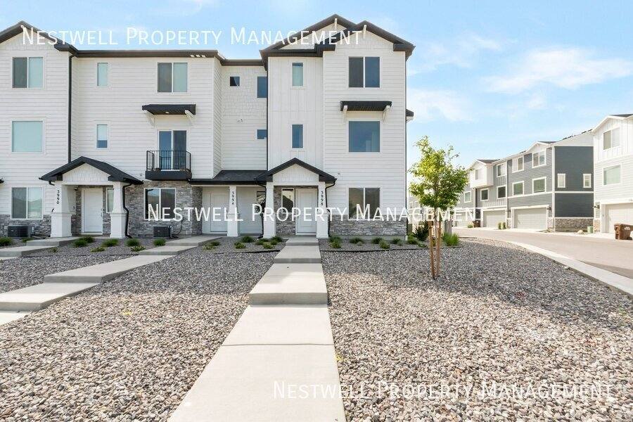 Townhouse for rent at 3998 N Wildcat Lane, Eagle Mountain, UT 84005
