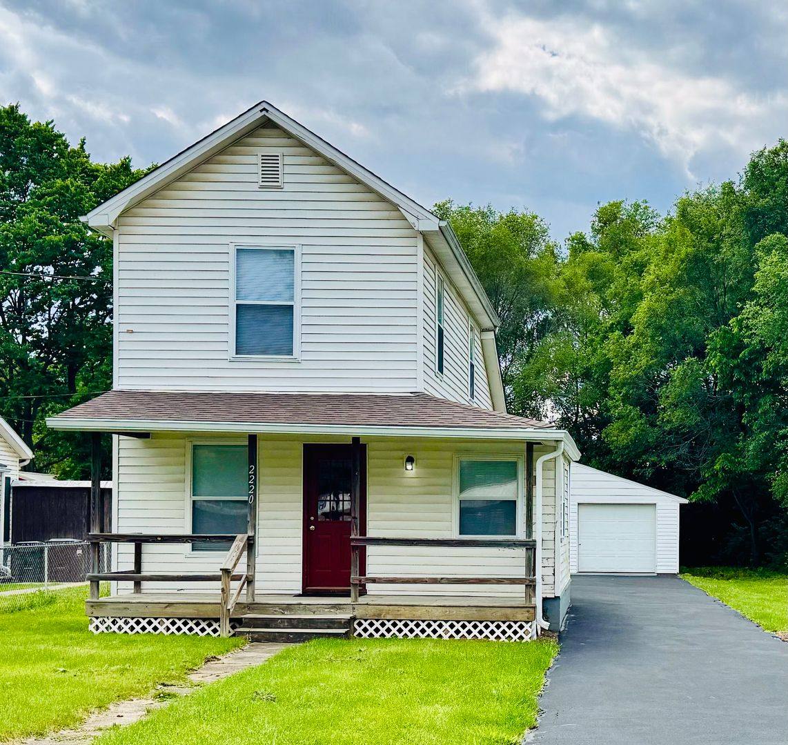 House for rent at 2220 S Main St, Middletown, OH 45044
