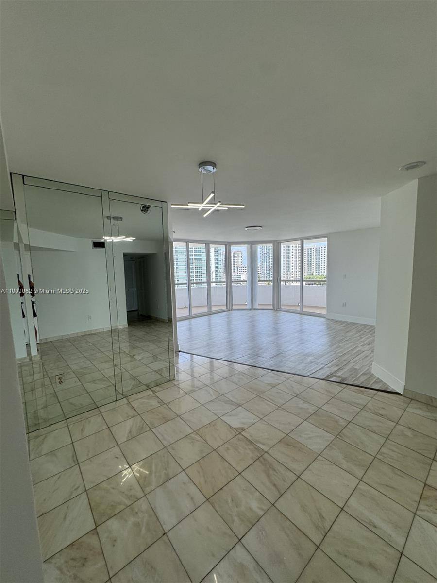House for rent at 15645 Collins Ave #901, North Miami Beach, FL 33160