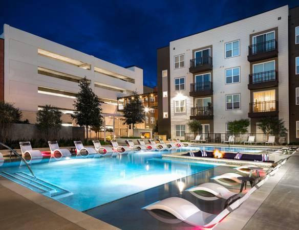Apartment for rent at 1011 S Main St, Carrollton, TX 75006