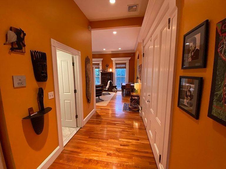 Apartment for rent at 9 Hanson St #2, Boston, MA 02118