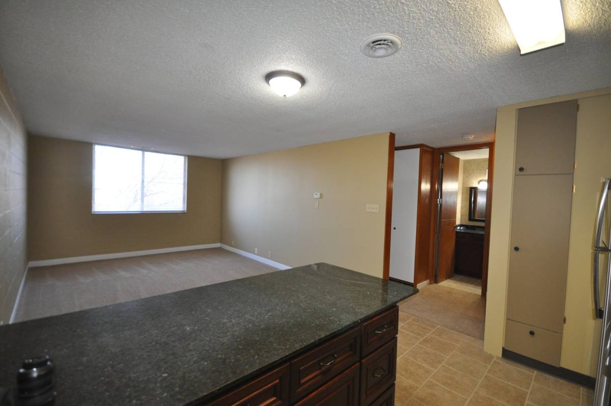 Apartment for rent at 601 So 18th St, Lincoln, NE 68508