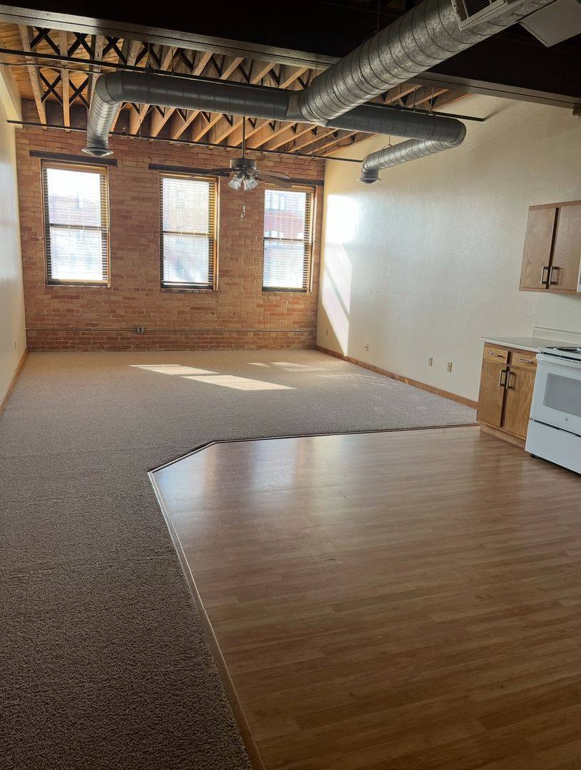 Apartment for rent at 802 Lafayette, Toledo, OH 43604
