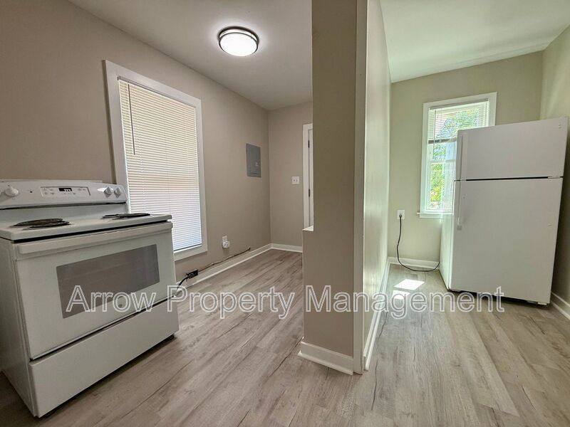 Apartment for rent at 120 S 28th St #2, Lincoln, NE 68510