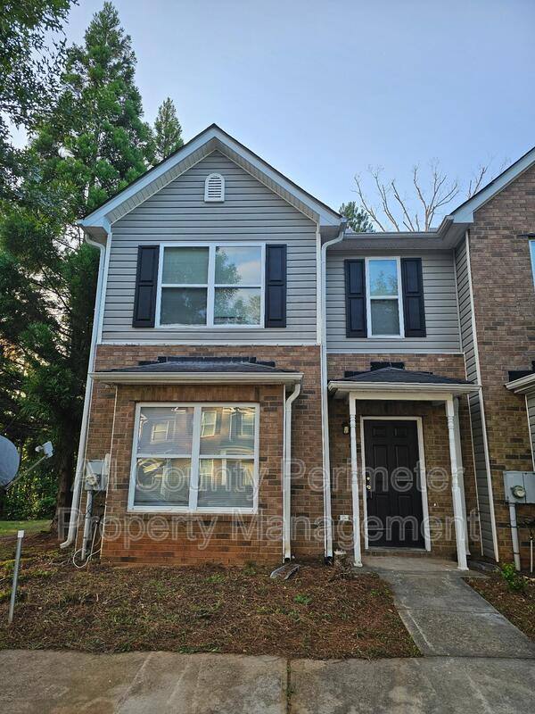 Townhouse for rent at 2629 Parrish Court, Lithonia, GA 30038