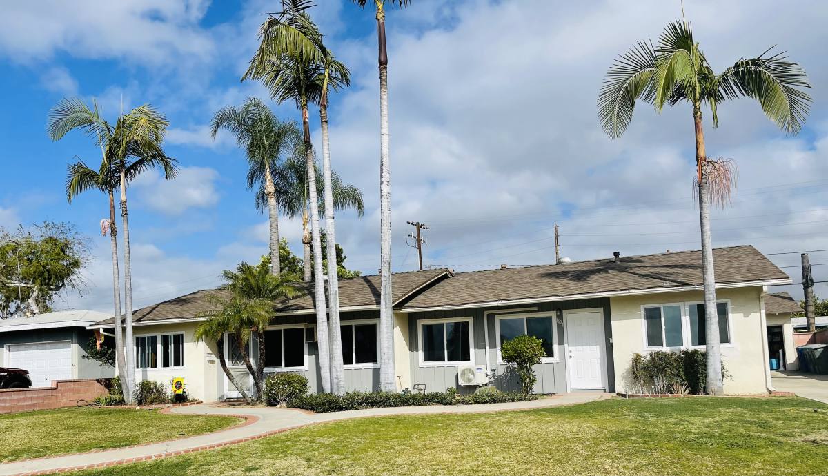 Townhouse for rent at 1621 El Rancho Dr, La Habra, CA 90631