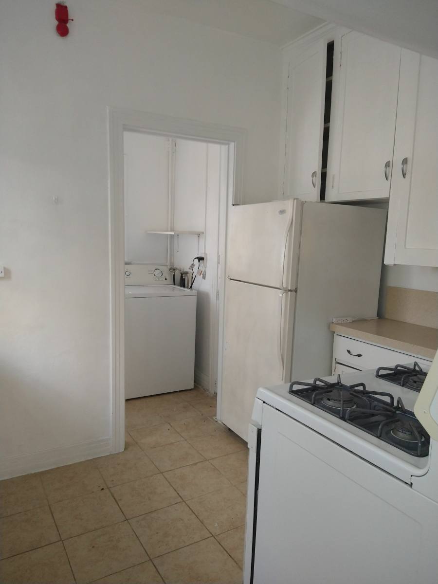 Apartment for rent at 7953 Norton Ave, Los Angeles, CA 90046