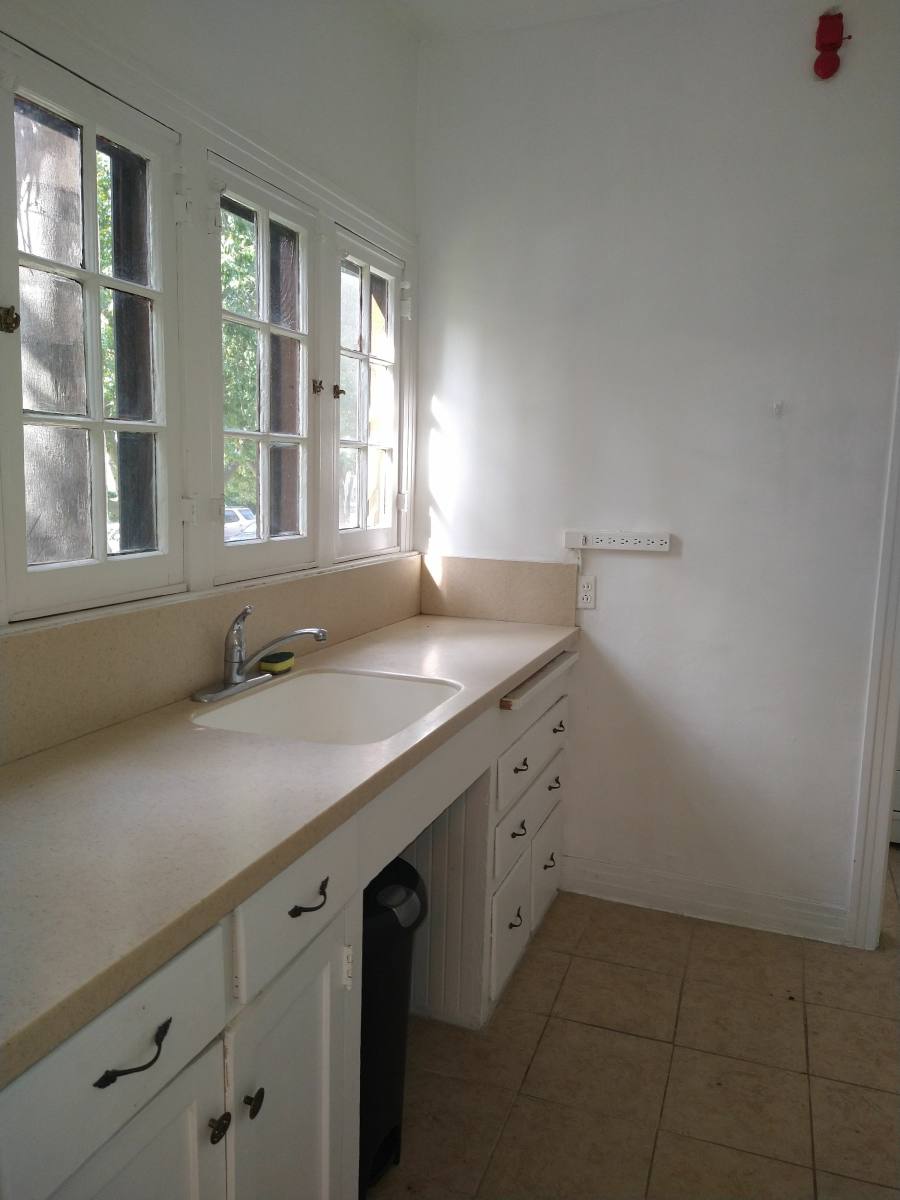 Apartment for rent at 7953 Norton Ave, Los Angeles, CA 90046