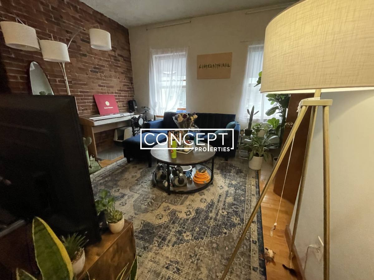 Apartment for rent at 471 Massachusetts Ave, Boston, MA 02116