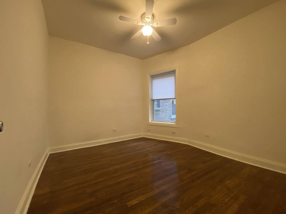 Apartment for rent at 901 W Agatite Ave #907-1, Chicago, IL 60640