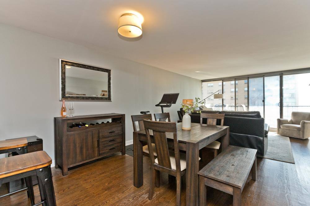 Apartment for rent at 3150 N Sheridan #14A, Chicago, IL 60657