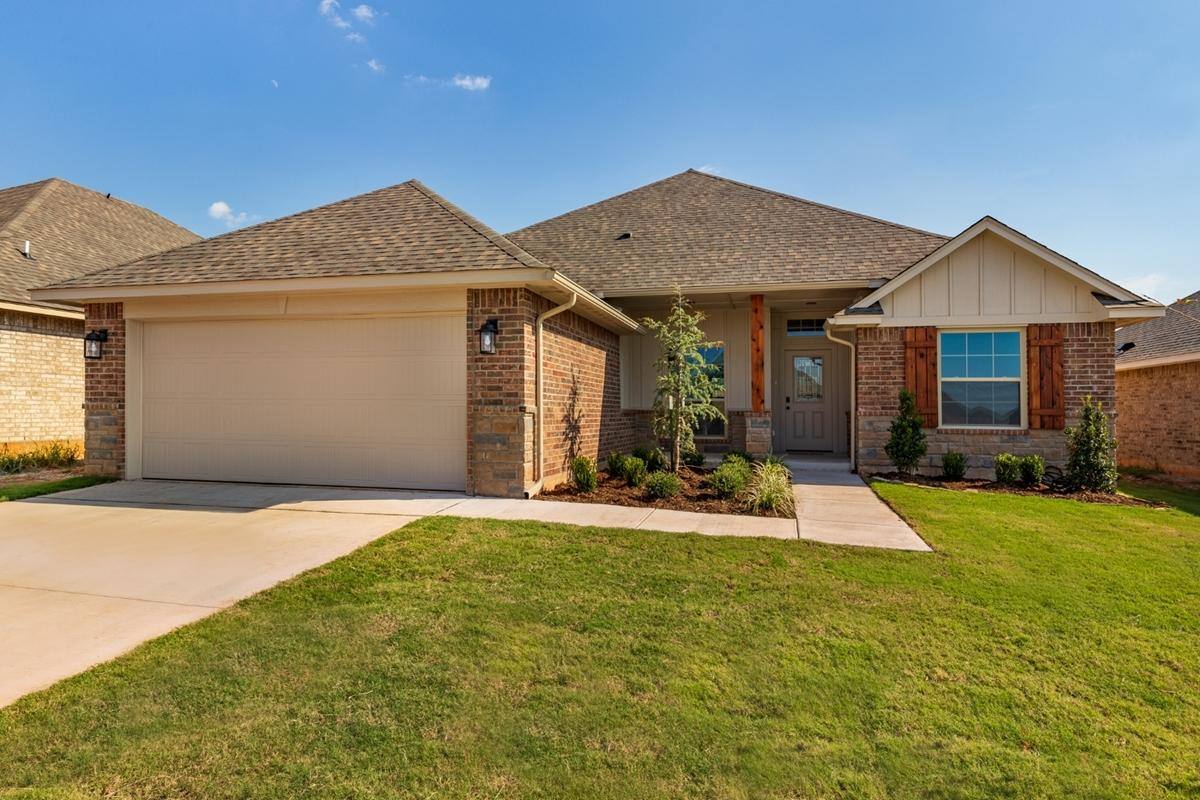 House for rent at Lone Oak Farms, 4112 NW 152nd Terrace, Edmond, OK 73013