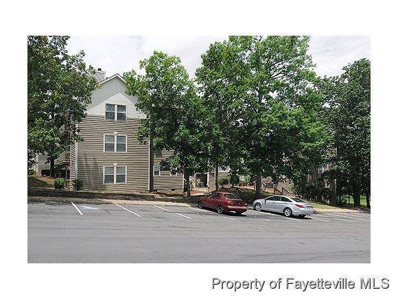 Townhouse for rent at Stewart's Creek, 6792 Willowbrook Dr #16, Fayetteville, NC 28314