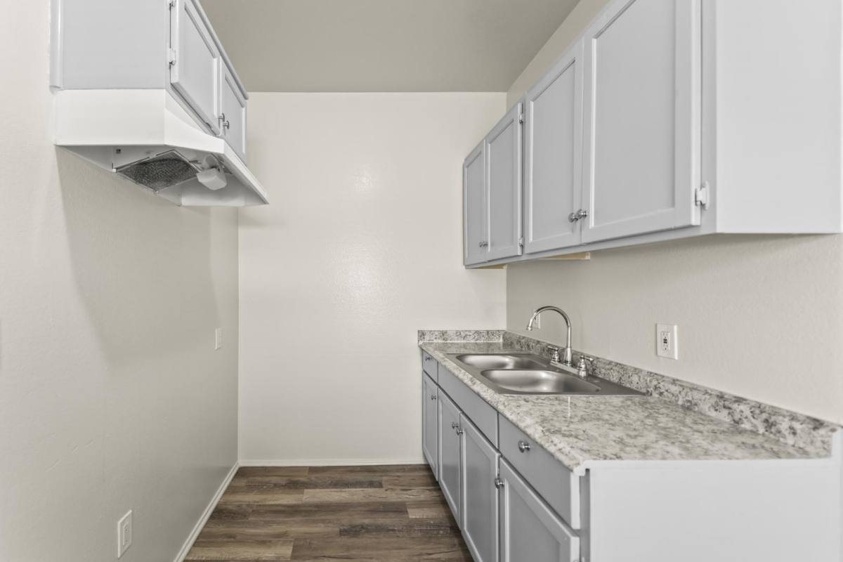 Apartment for rent at 842 West 83rd Street, 842 W 83rd St #11, Los Angeles, CA 90044