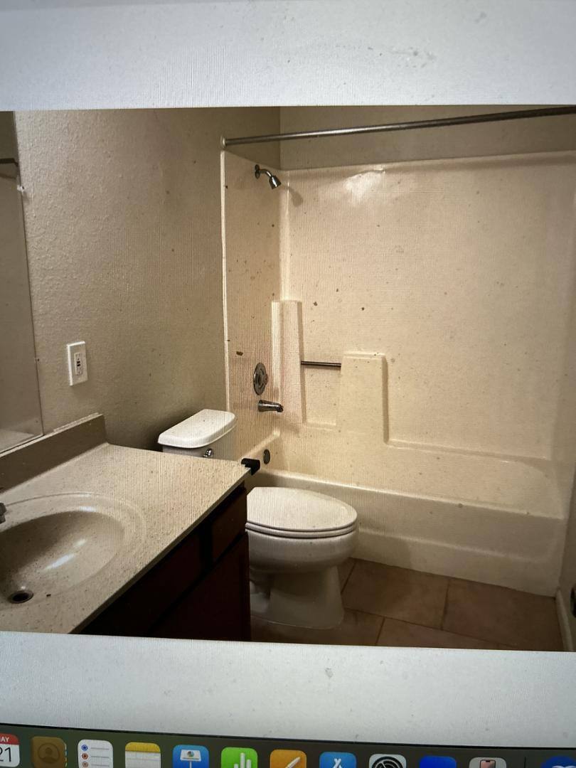 Apartment for rent at 9966 E Birchwood Ave, Mesa, AZ 85208