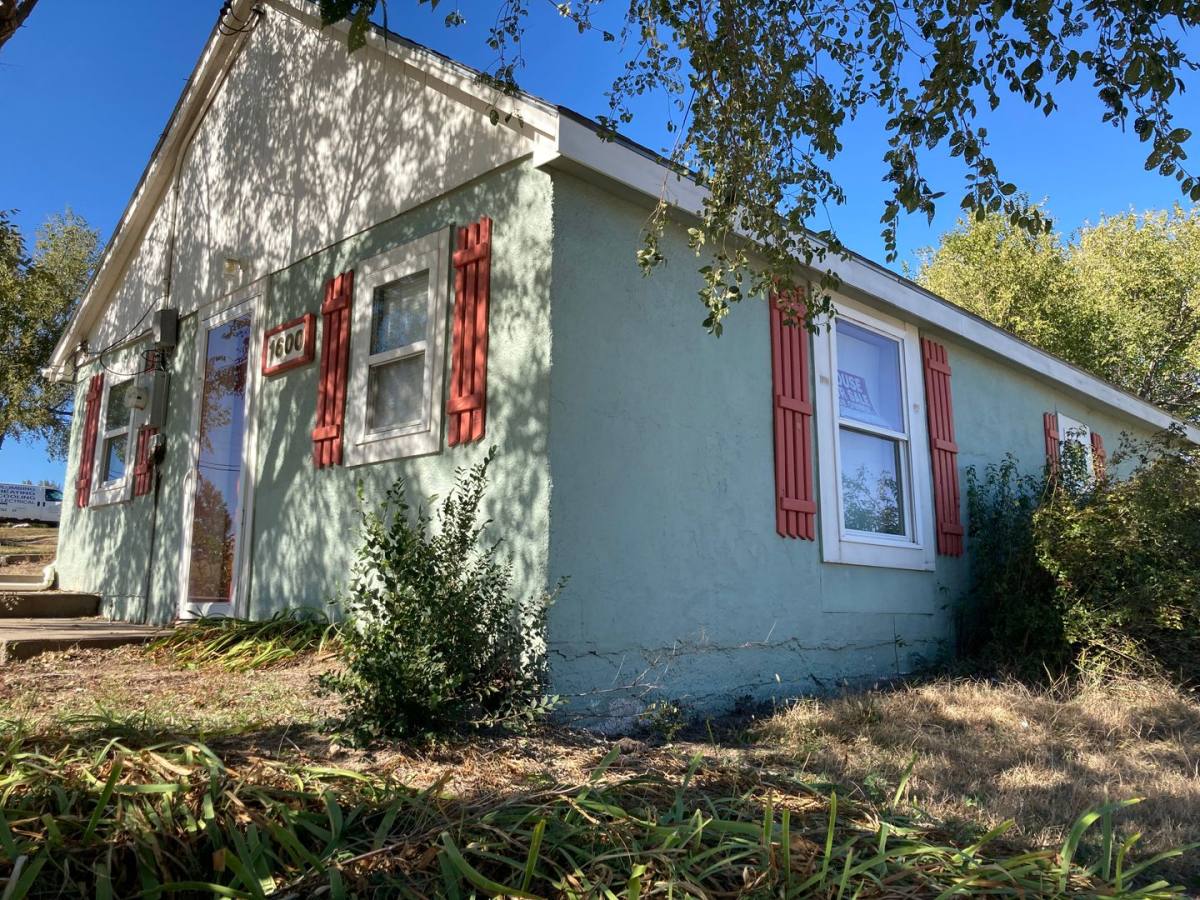 House for rent at 1600 Homewood Ave, Dodge City, KS 67801
