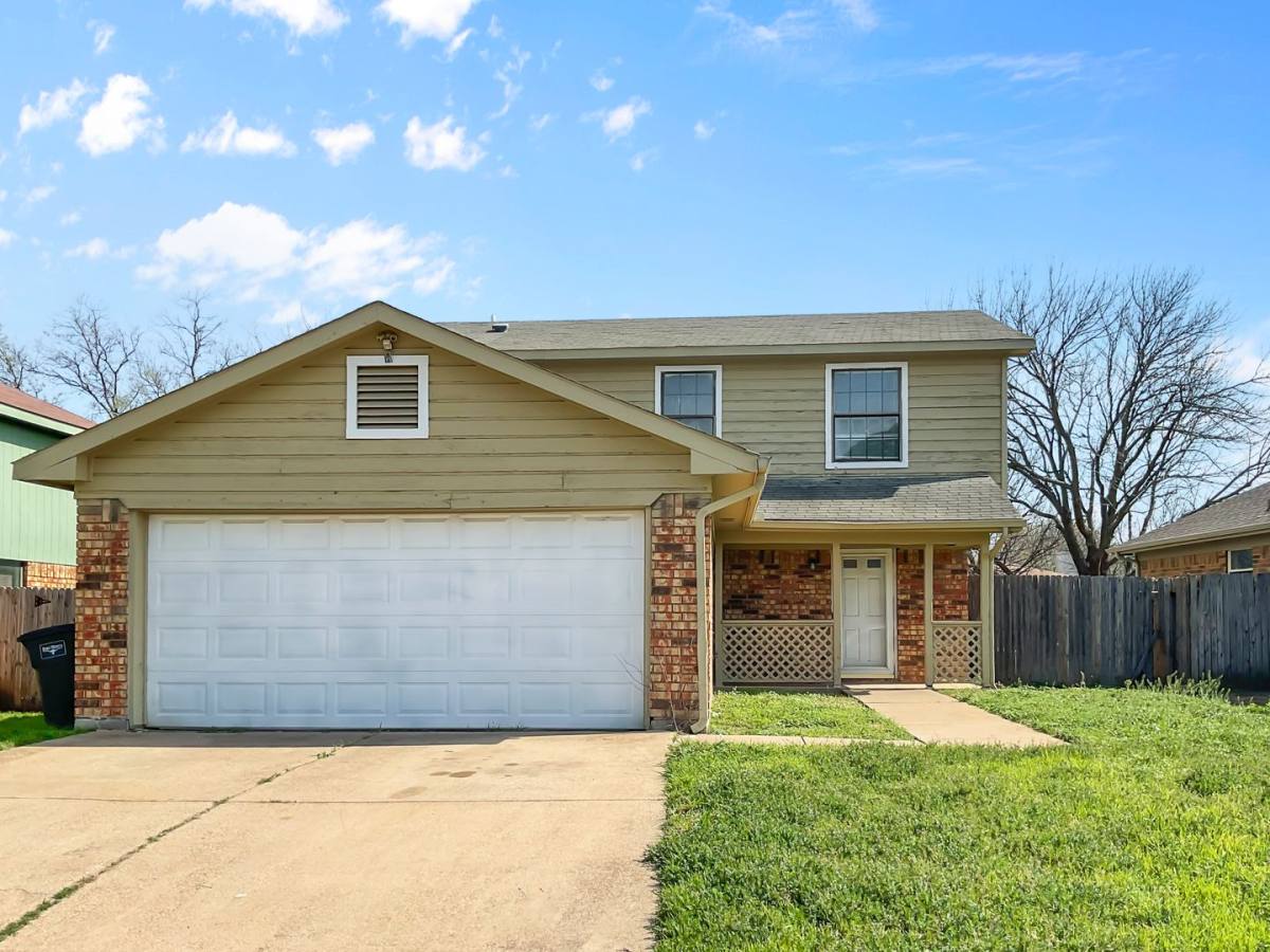 House for rent at 1537 Lincolnshire Way, Fort Worth, TX 76134