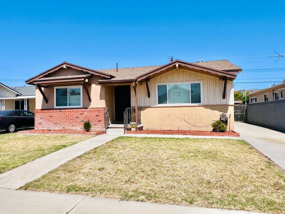 House for rent at 17922 Thornlake Ave, Artesia, CA 90701