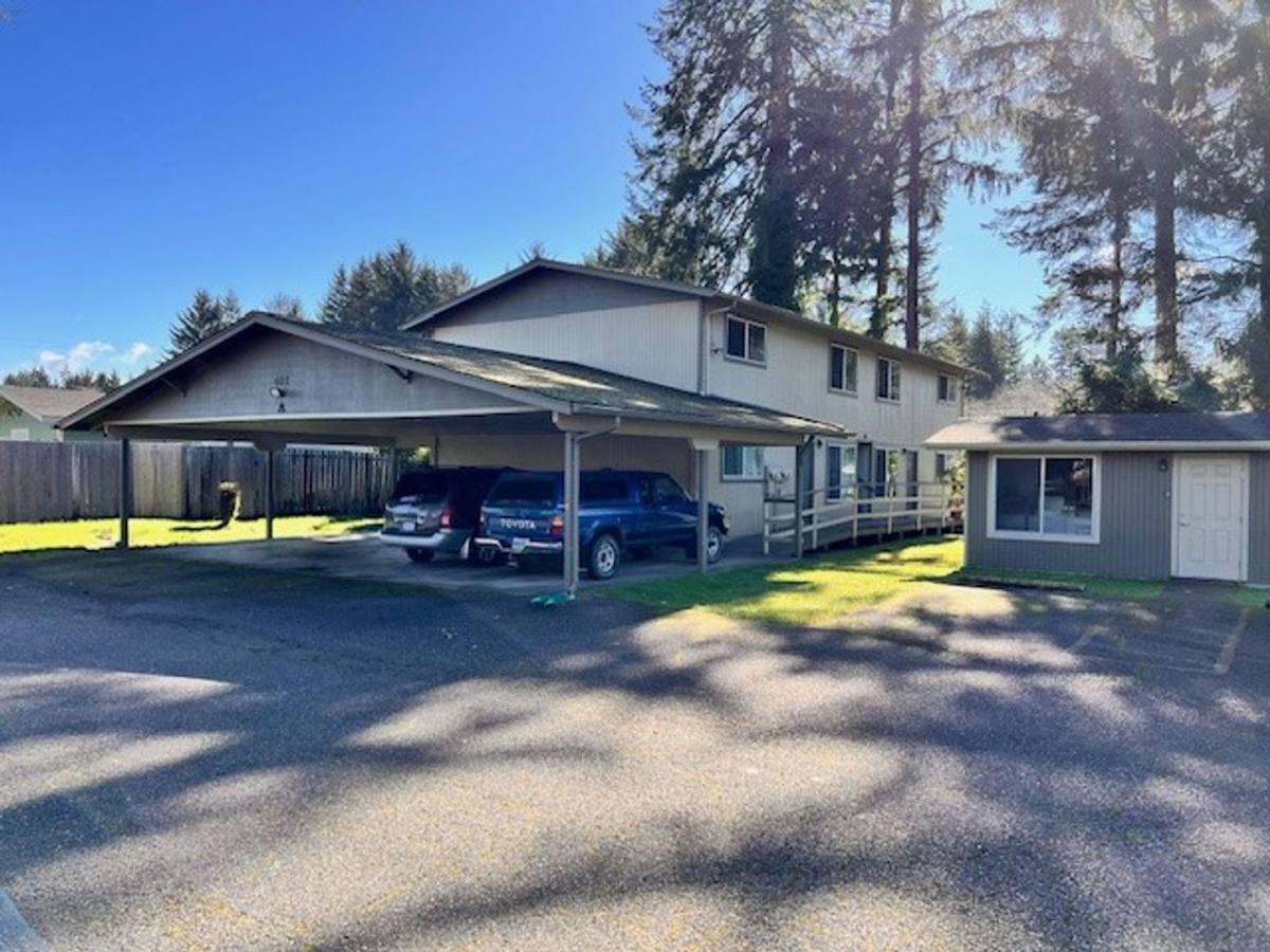 Apartment for rent at 401 Ranch Rd, Reedsport, OR 97467
