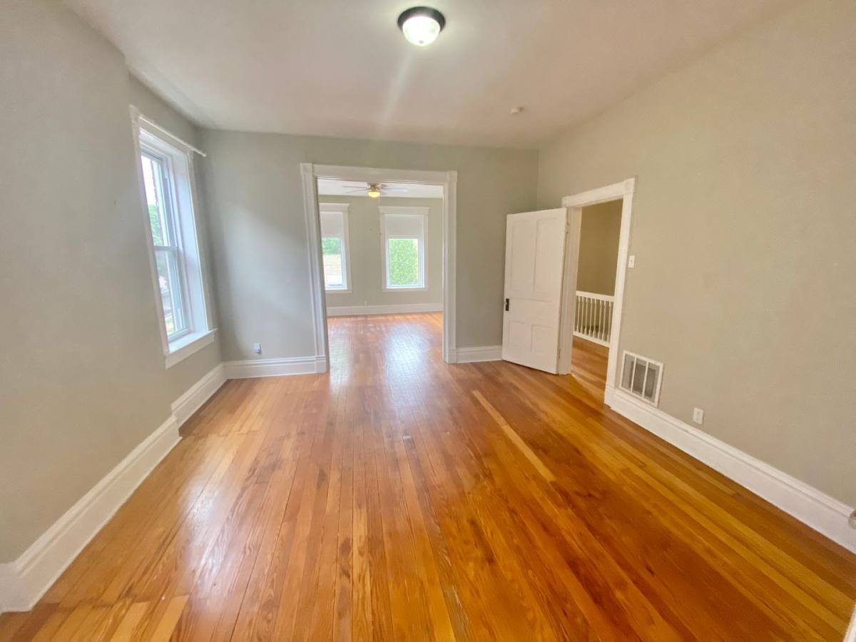 Apartment for rent at 2852-54 Wyoming, Saint Louis, MO 63118
