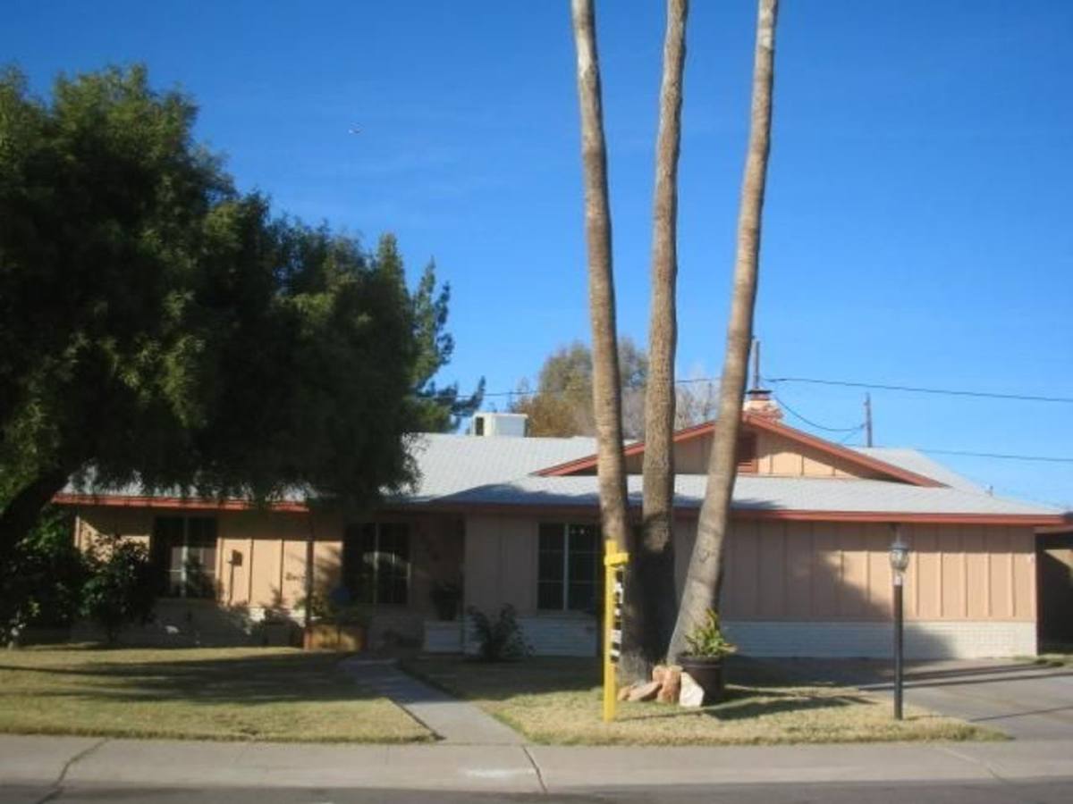 House for rent at 1128 E Broadmor Dr, Tempe, AZ 85282