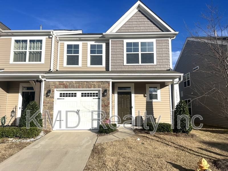Townhouse for rent at 13259 Savannah Point Dr, Charlotte, NC 28273