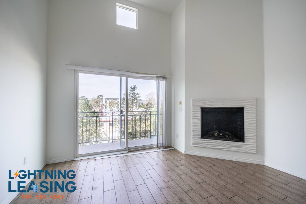 Apartment for rent at 11922 Kling St #104D, Valley Village, CA 91607