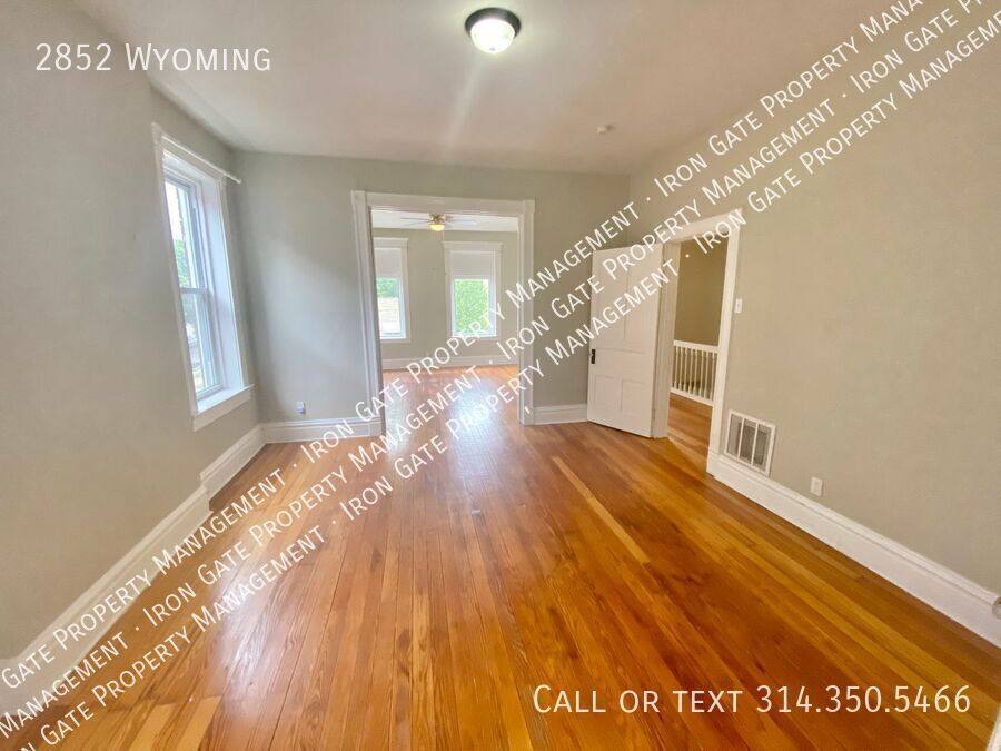 Apartment for rent at 2852 Wyoming, Saint Louis, MO 63118