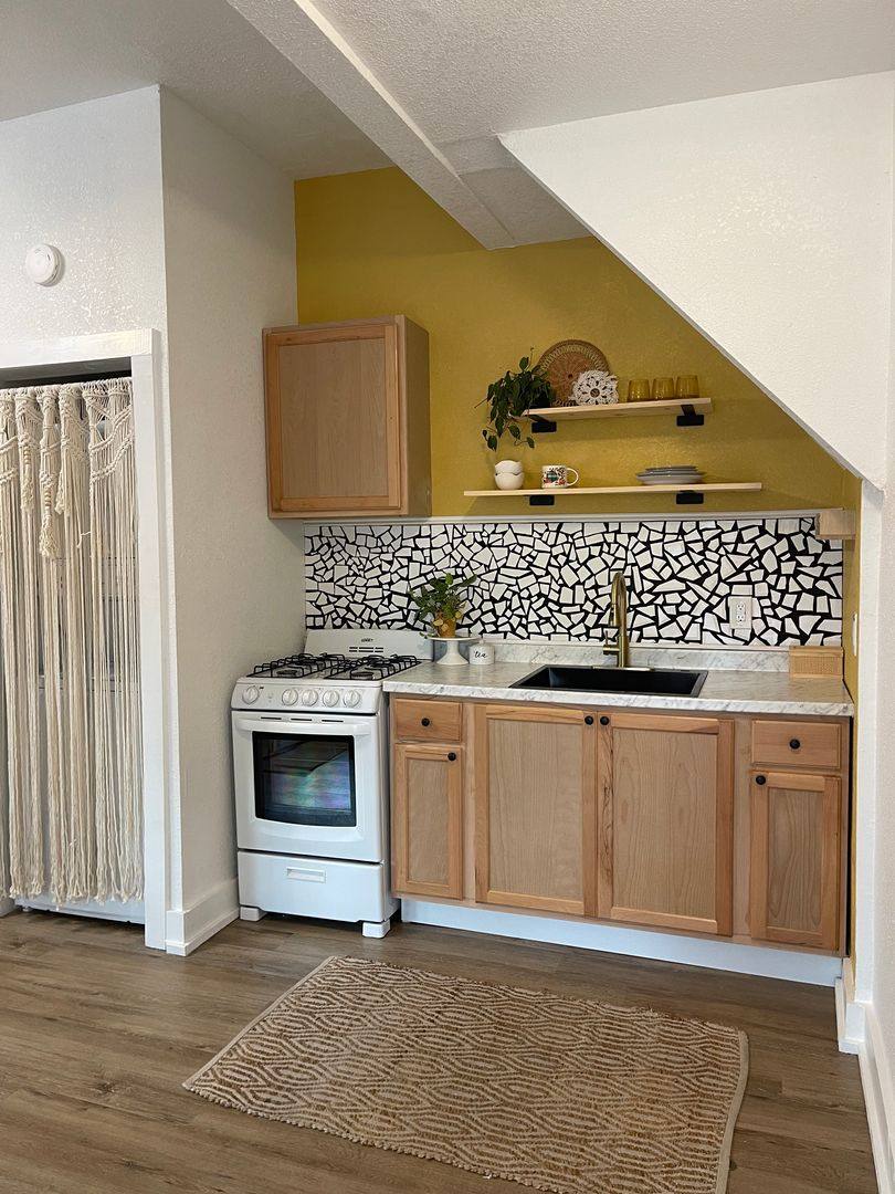 Apartment for rent at 1306 W Main St, Fort Wayne, IN 46808