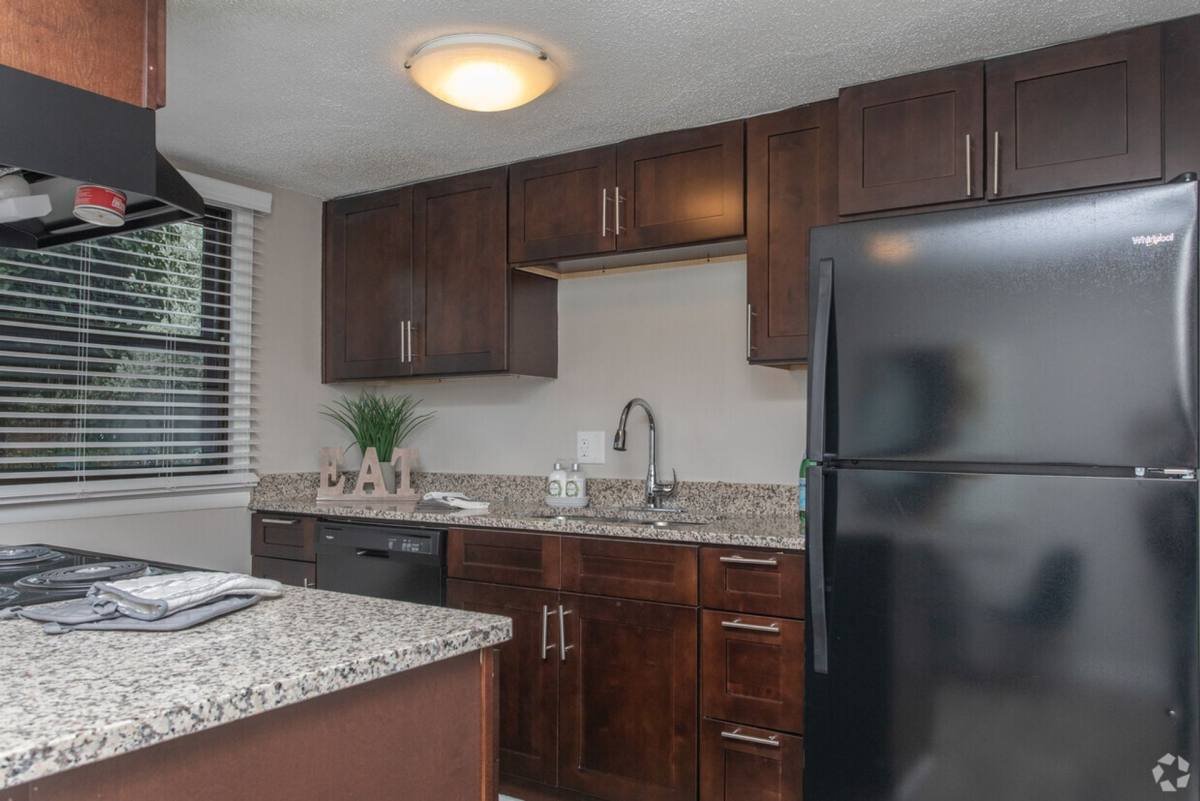 Apartment for rent at 3222 Kenelworth Dr, Atlanta, GA 30344