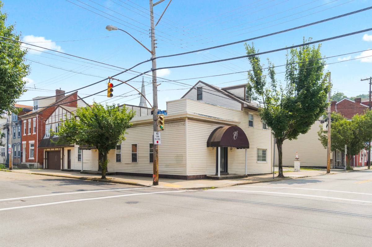 Apartment for rent at 133 18th St, Pittsburgh, PA 15203