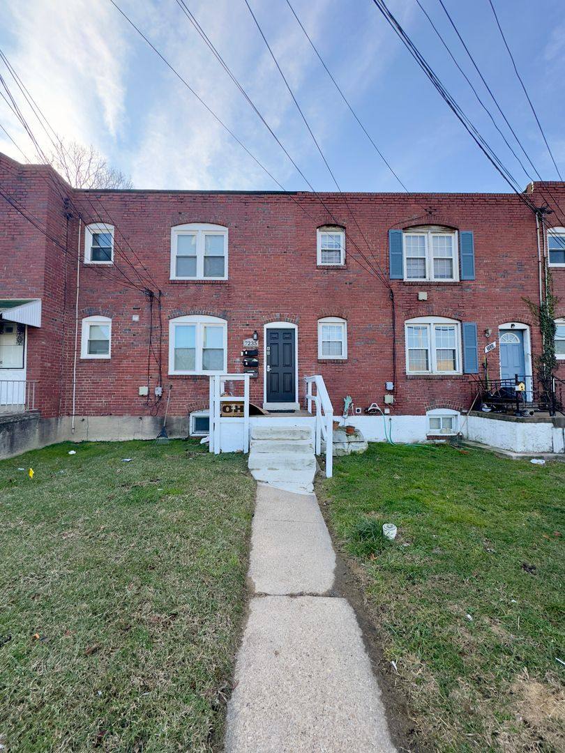 Apartment for rent at 7235 Holabird Ave, Dundalk, MD 21222