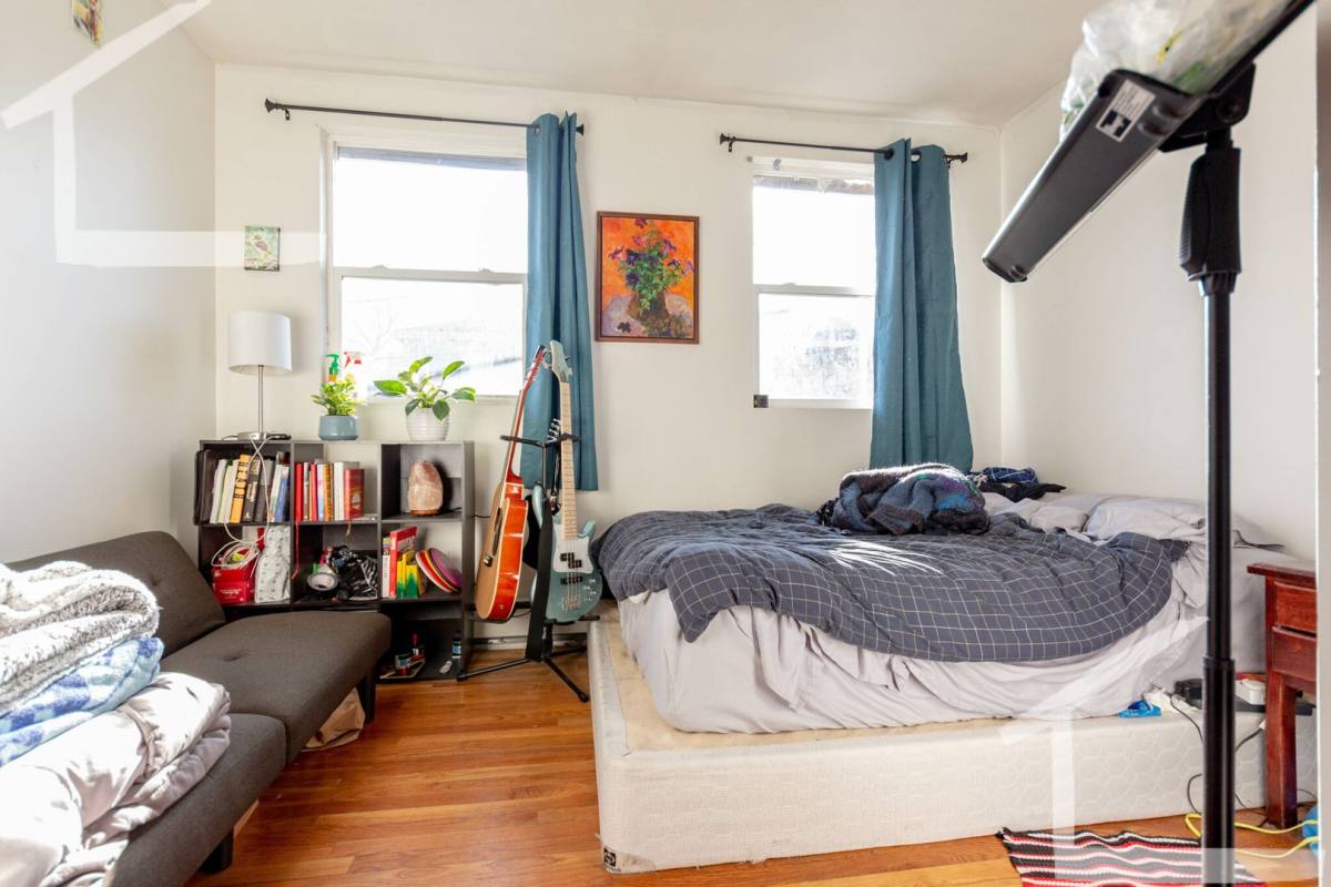 Apartment for rent at 18 Greylock Rd #2E, Allston, MA 02134