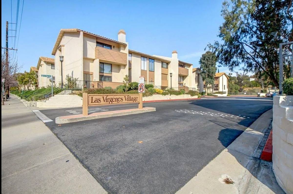 Townhouse for rent at 26311 W Plata Lane, Calabasas, CA 91302