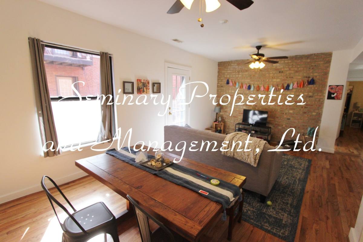 Apartment for rent at 921 W Sunnyside #2S, Chicago, IL 60640