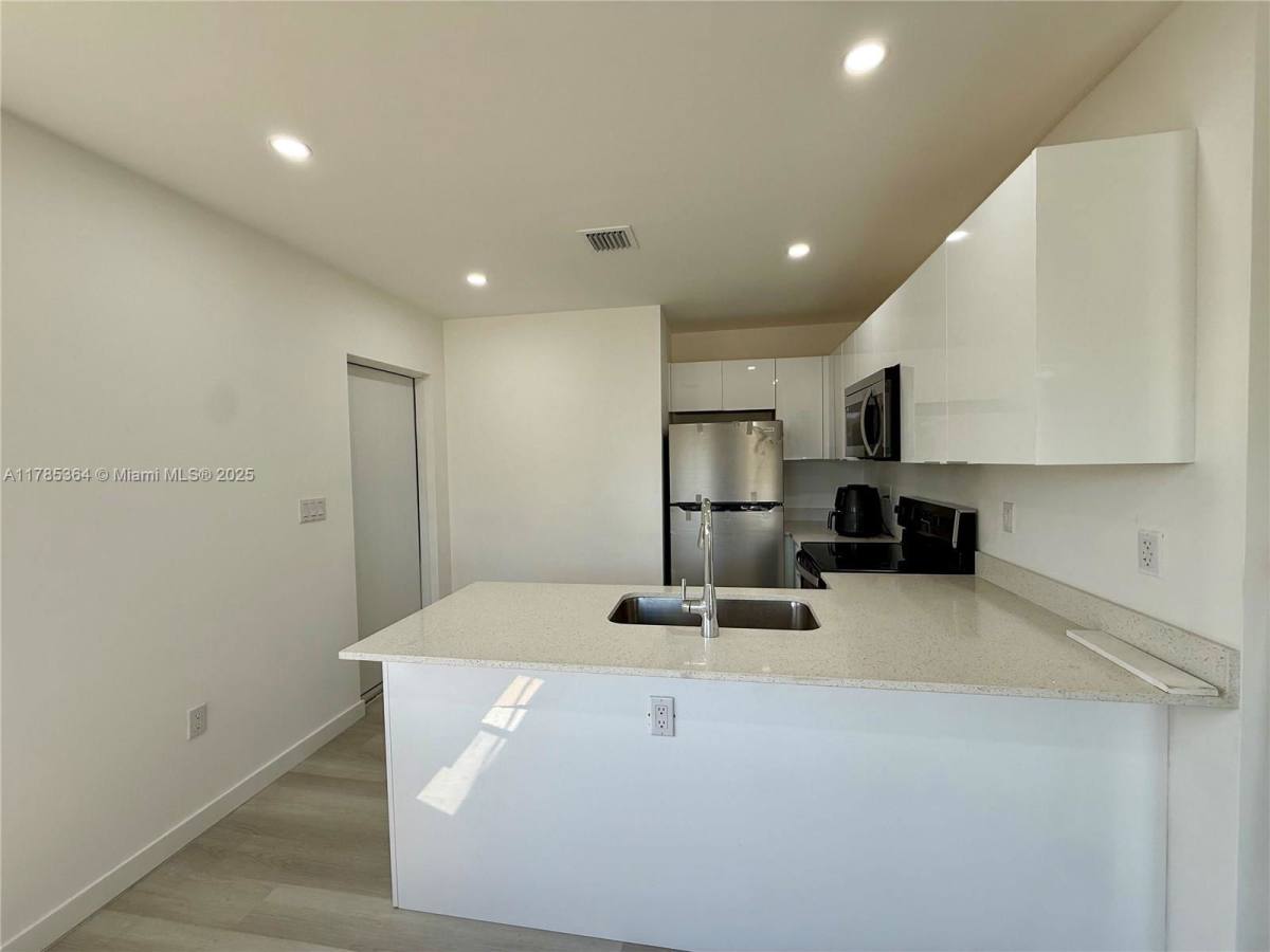 House for rent at 1391 NW 72nd St, Miami, FL 33147