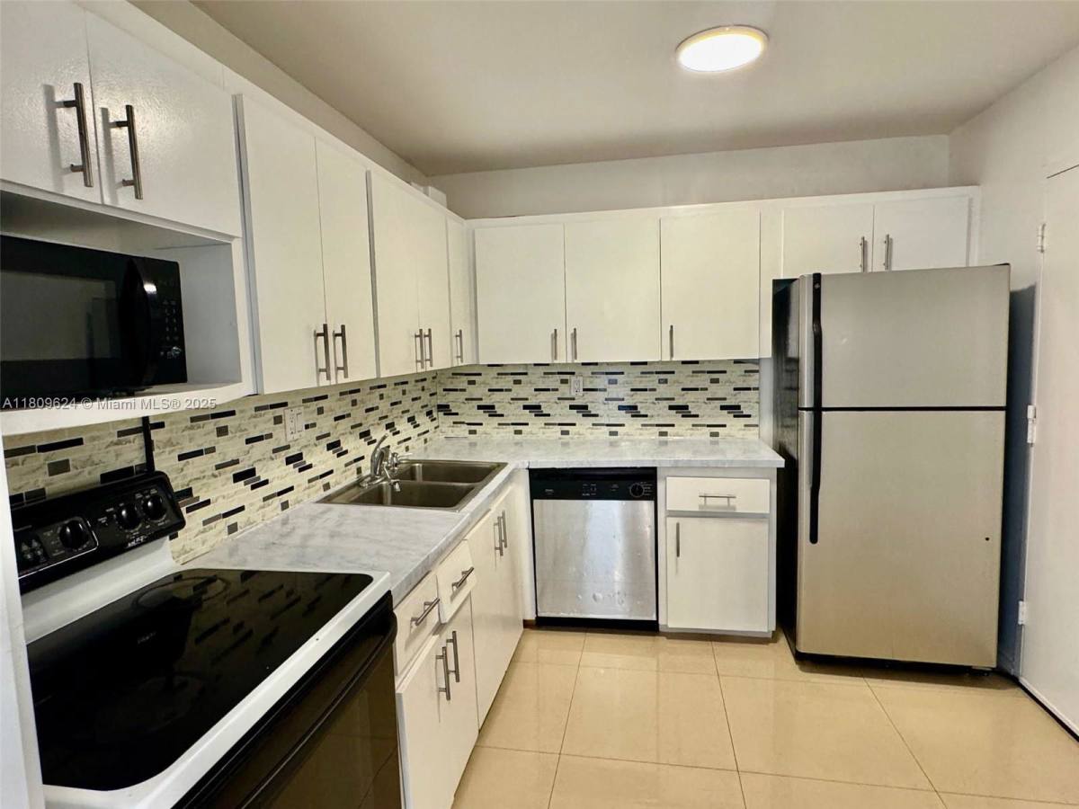 House for rent at 1833 S Ocean Dr #1508, Hallandale, FL 33009