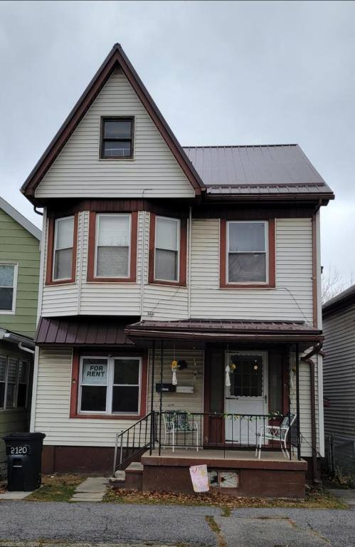 Apartment for rent at 2120 4th Ave, Altoona, PA 16602