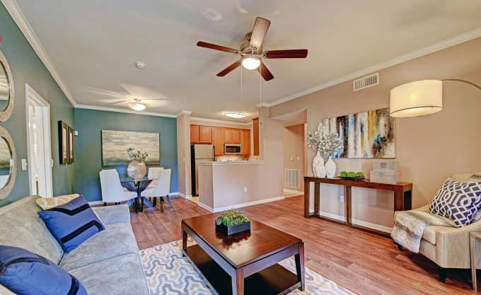 Apartment for rent at 2840 Shadowbriar Dr, Houston, TX 77077