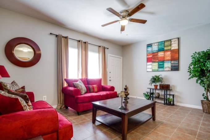Apartment for rent at 411 Highland Cross Dr, Houston, TX 77073
