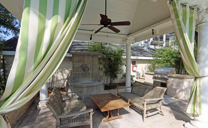 Apartment for rent at 2660 Marilee Lane, Houston, TX 77057