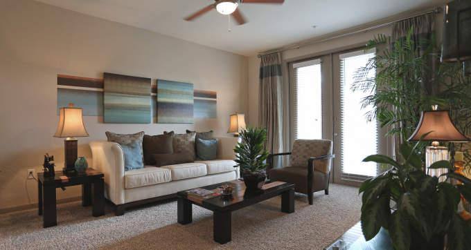 Apartment for rent at 15500 Cutten Rd, Houston, TX 77070