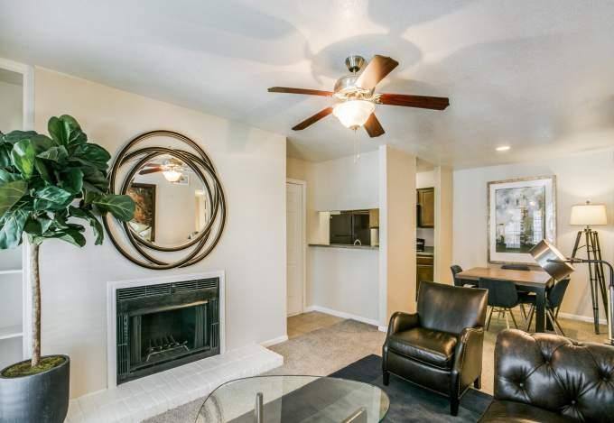 Apartment for rent at 6830 Champions Plaza Dr, Houston, TX 77069