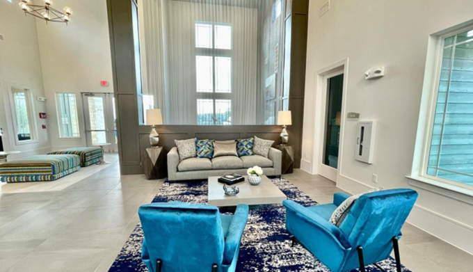 Apartment for rent at 3530 W 12th St, Houston, TX 77008