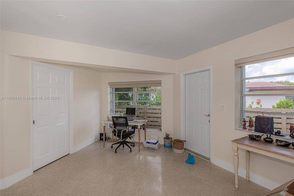House for rent at 224 S 57th Ave, Hollywood, FL 33023
