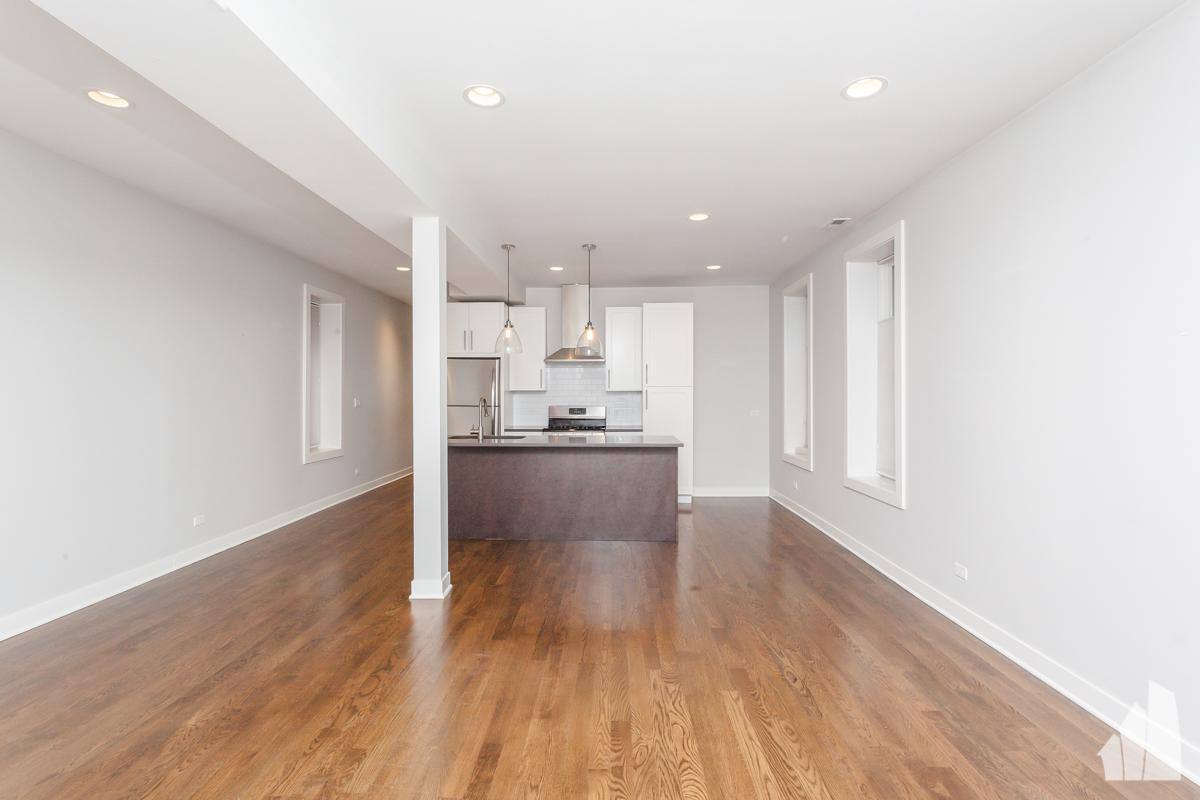Townhouse for rent at 2014 N Wolcott #1, Chicago, IL 60614